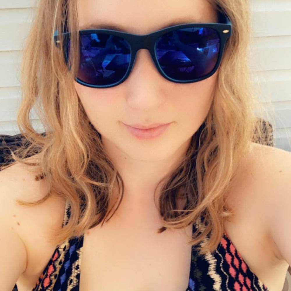 Meet your Posher, Sara